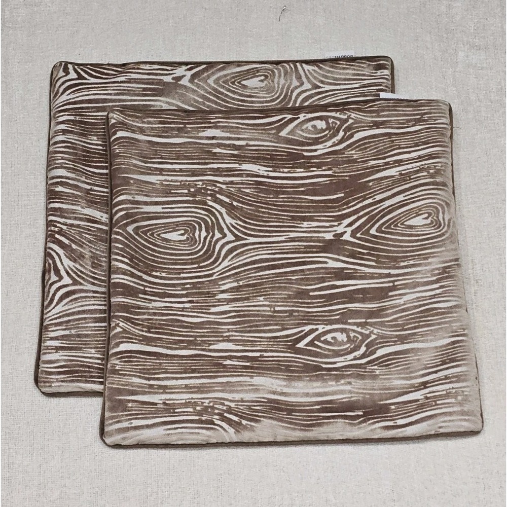 EUC Lot of 2 Quality Faux Wood Grain Feathered Velvet Decorative Pillowcases